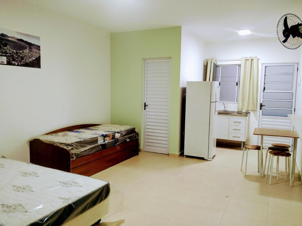 Suites Praia Martin De Sa Карагуататуба Екстериор снимка