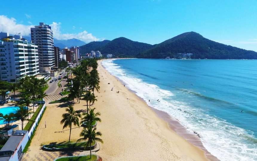 Suites Praia Martin De Sa Карагуататуба Екстериор снимка